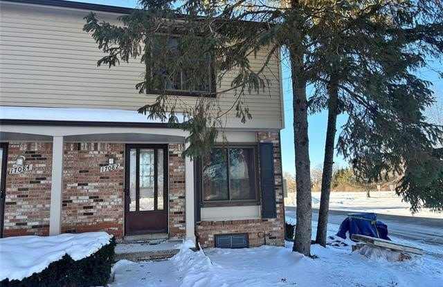 17082 Kingsbrooke Drive photos photos