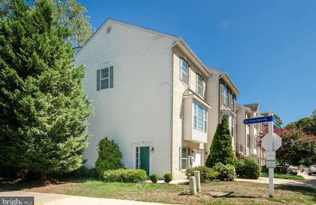 501 CAPTAIN JOHN BRICE WAY Gallery 2