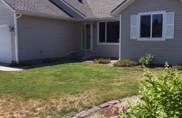 7631 N Wheatfield Dr Gallery 2