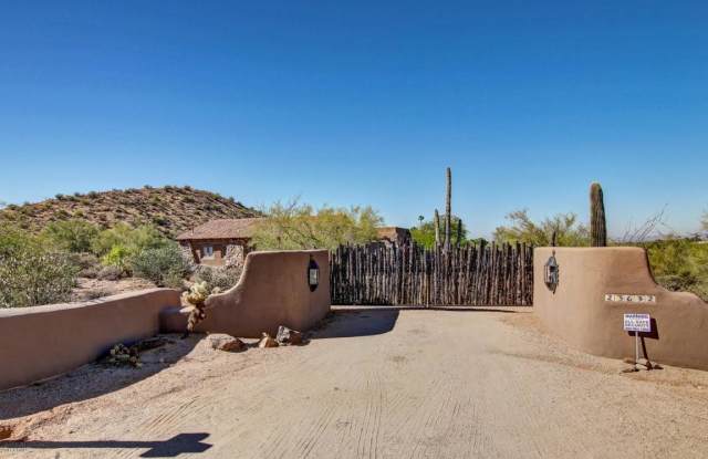 23632 N PINNACLE Court Gallery 2