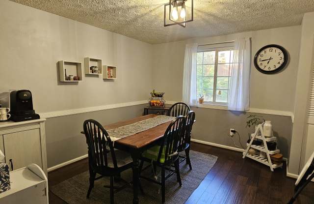 7575 Aspenpark Road Gallery 4