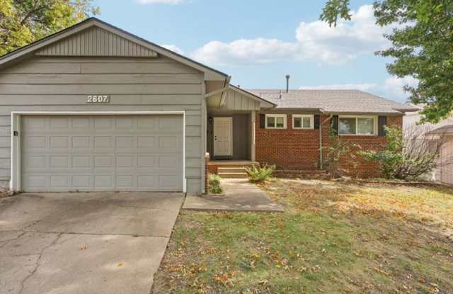 2607 S Maplewood Ave - 2607 South Maplewood Avenue, Tulsa, OK 74114