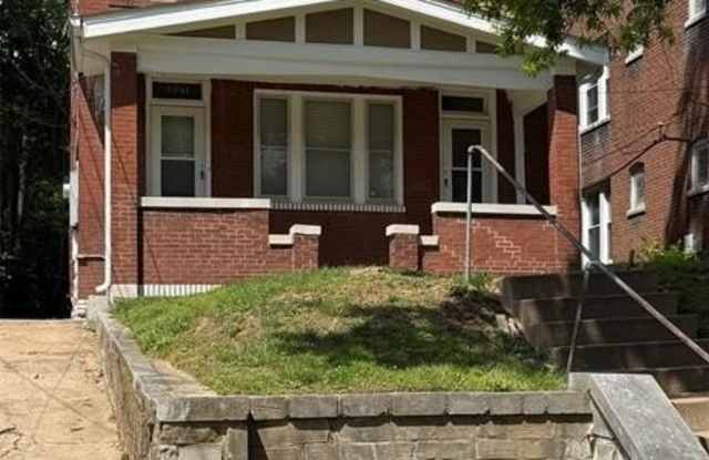 6931 Garner Avenue photos photos