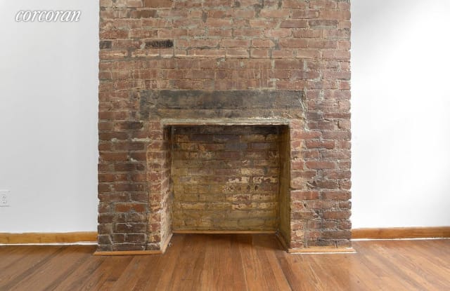 136 Allen Street Gallery 3