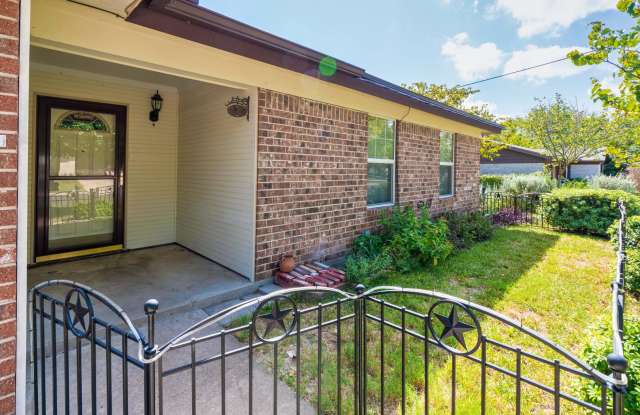 Welcome home to your perfect paradise in a quiet neighborhood. photos photos