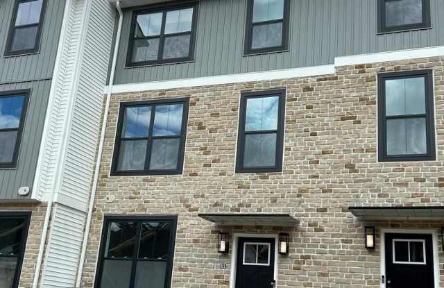 135 COBBLESTONE Drive Gallery 2