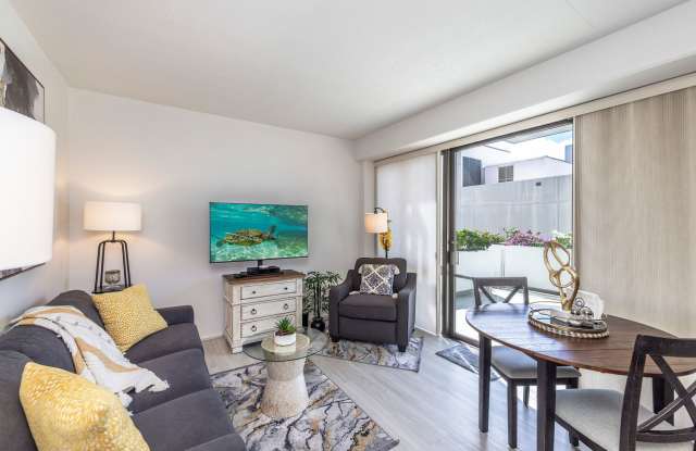 Harbor Square Condo - 225 Queen Street, Honolulu, HI 96813