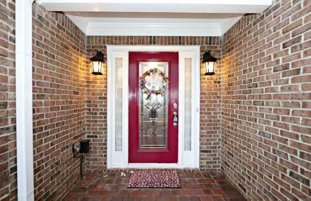 1786 PROSPECT VIEW Drive Gallery 2