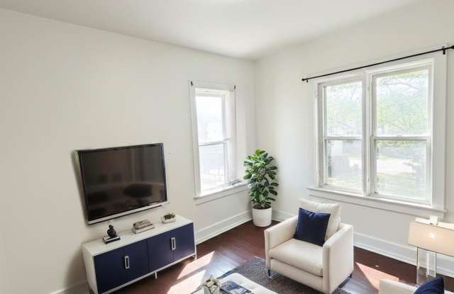 90-04 Jamaica Avenue - 90-04 Jamaica Avenue, Queens, NY 11421