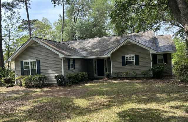 661 Sams Point Road photos photos