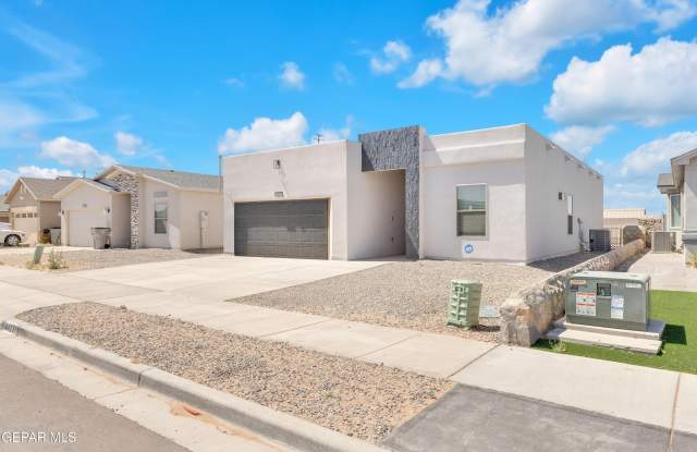 14423 KAYLA MIA Drive Gallery 2