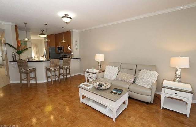 7058 Barrington Cir Gallery 2
