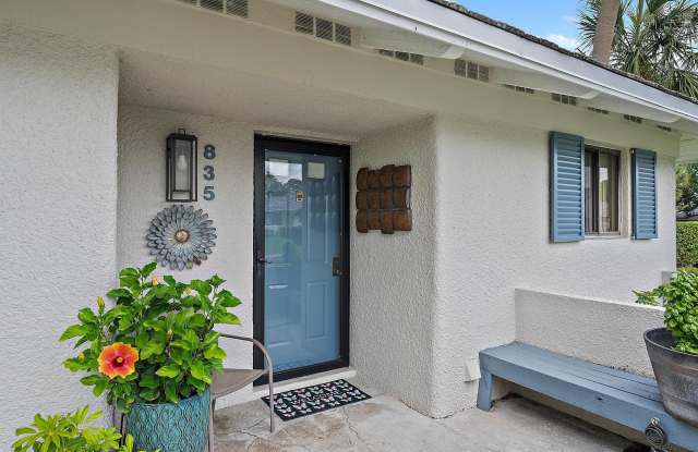 835 Club Drive photos photos