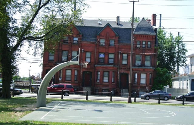 534 East Washington Avenue - 534 East Washington Avenue, Bridgeport, CT 06608