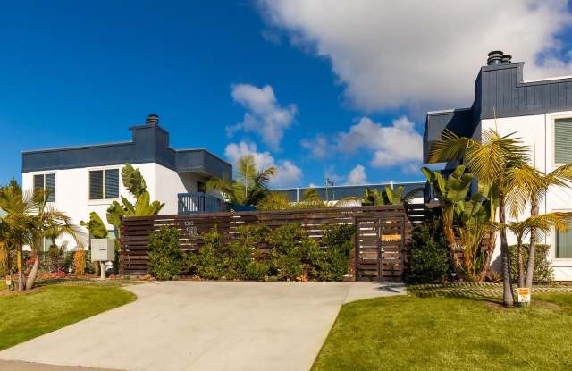 2BR/2BA REMODELED unit w/ 2 ASSIGNED parking spots, fully gated complex available in PB Gallery 1