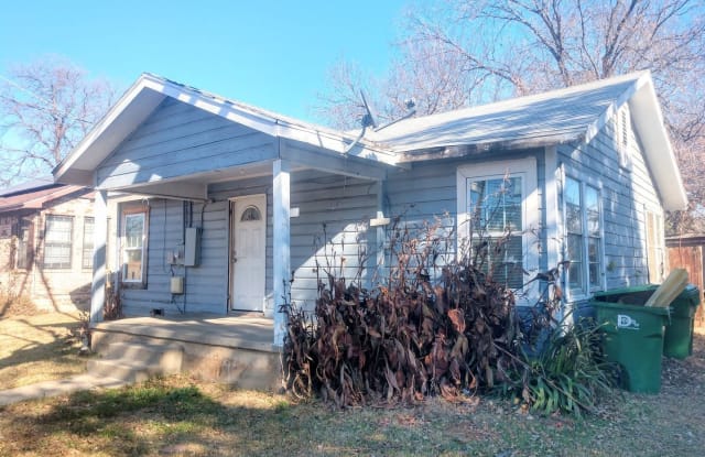 1013 Cook St - 1013 Cook St, Denton, TX 76205