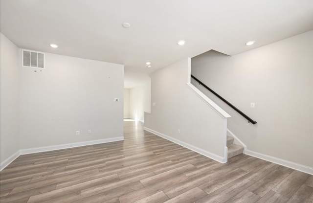 Plantation Lakes Townhome | $2,195/Month | 3 Bedrooms + Resort-Style Amenities Gallery 4