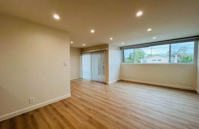 Newly Renovated Top Floor Two Bedroom Two Bathroom! - 5900 Canterbury Drive, Culver City, CA 90230