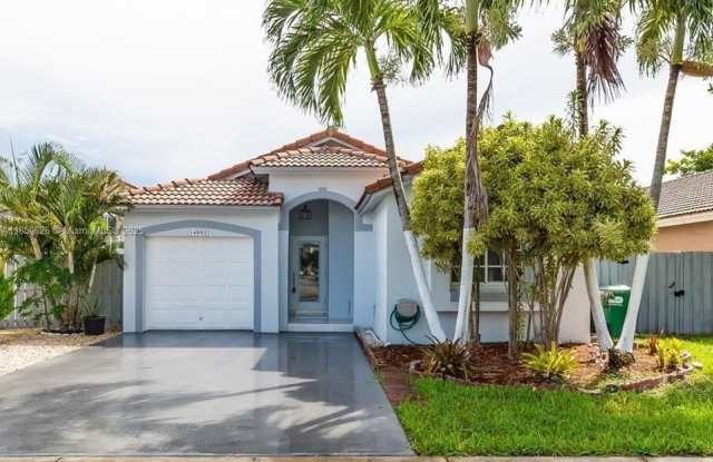 14003 SW 147th Ct photos photos