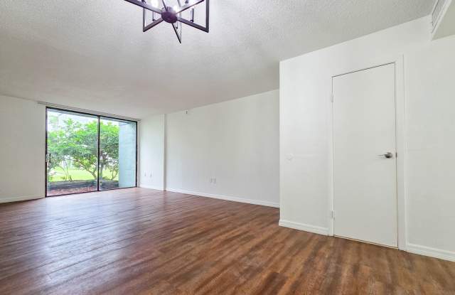 Spacious 3 Bedroom 2.5 Bath in Sparrow Gallery 3