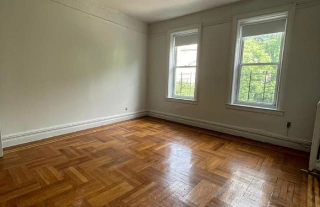 4582 Manhattan College Parkway - 4582 Manhattan College Parkway, Bronx, NY 10471