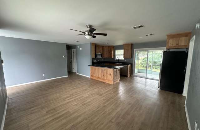 911 RUDDER Road Gallery 2