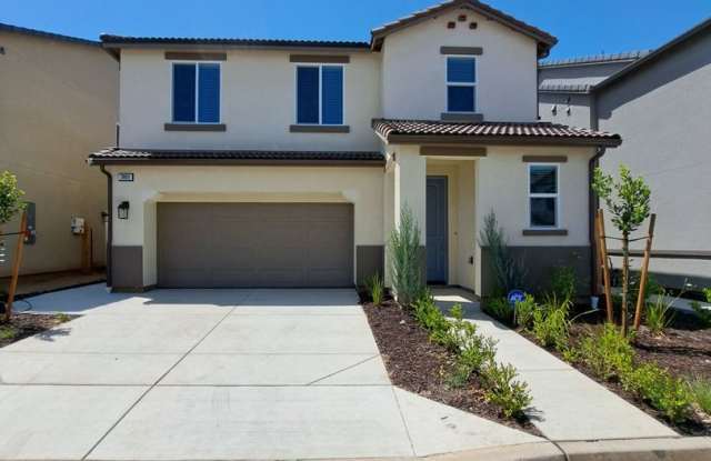 Gorgeous Two-Story Home Near Copper  Willow! photos photos