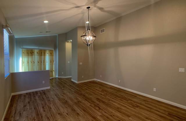 9477 CHEROKEE Avenue Gallery 3