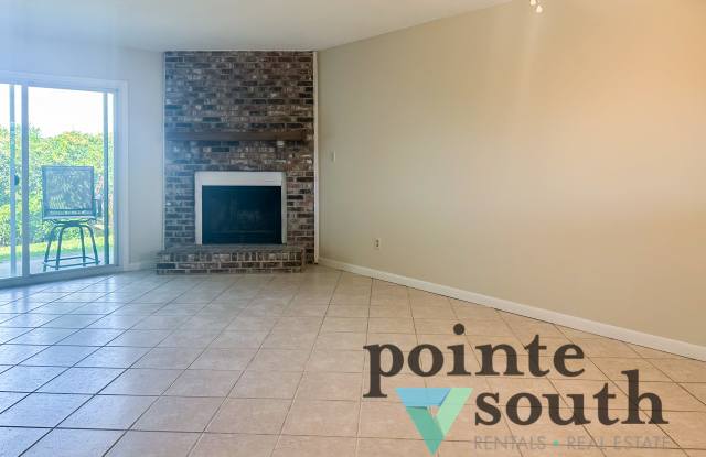 44 Court Dr Gallery 2