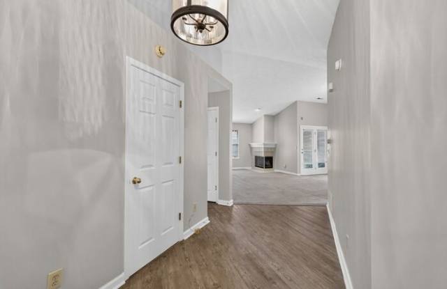10838 Belair Drive Gallery 4