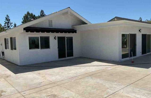 6437 East Calle Del Norte Gallery 2