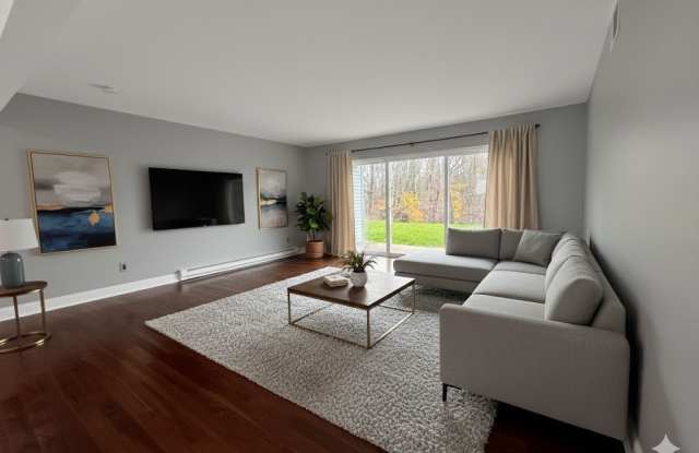 109 Candlewood Drive unit: 109 - 109 Candlewood Drive, South Windsor, CT 06074