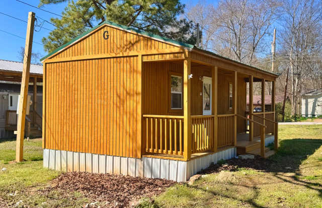 Studio in West Batesville photos photos