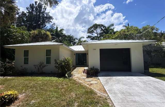 1196 SE Saint Lucie Boulevard photos photos