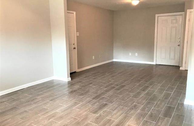 5729 Emerson Drive Gallery 2