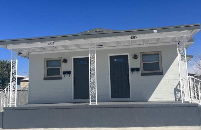 4317 E Yandell Drive Gallery 1