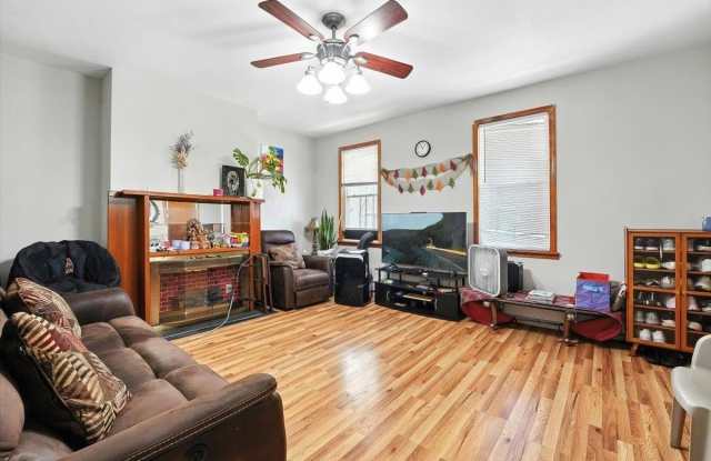 175 VAN WINKLE AVE Gallery 2