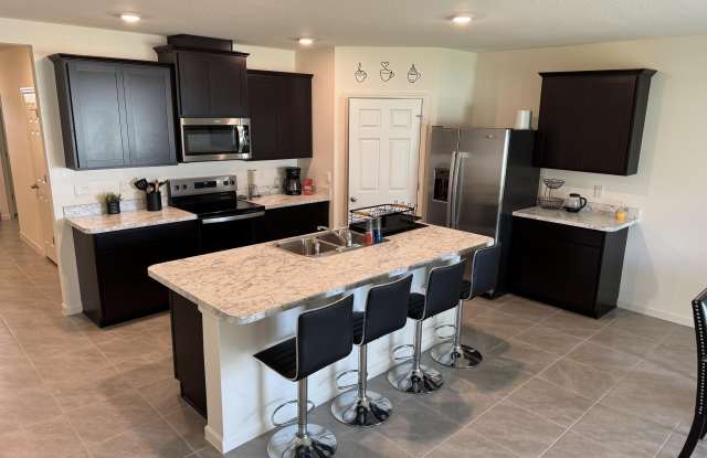 1349 Ashford Avenue NE Gallery 4