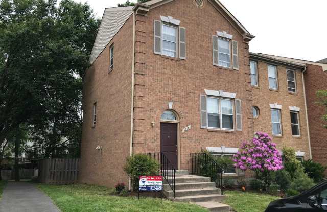 5614 GRESHAM LANE - 5614 Gresham Lane, Centreville, VA 20120