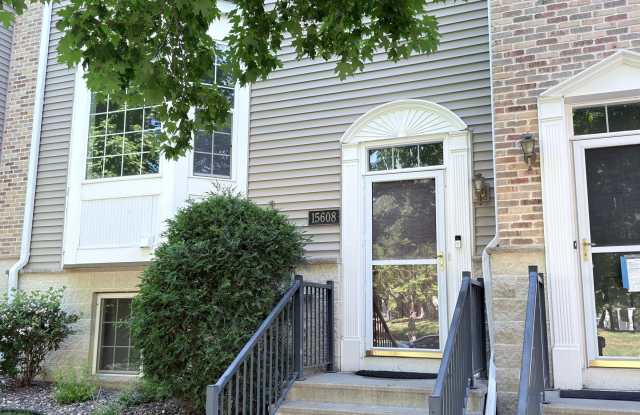 15608 Prospect Road Gallery 1