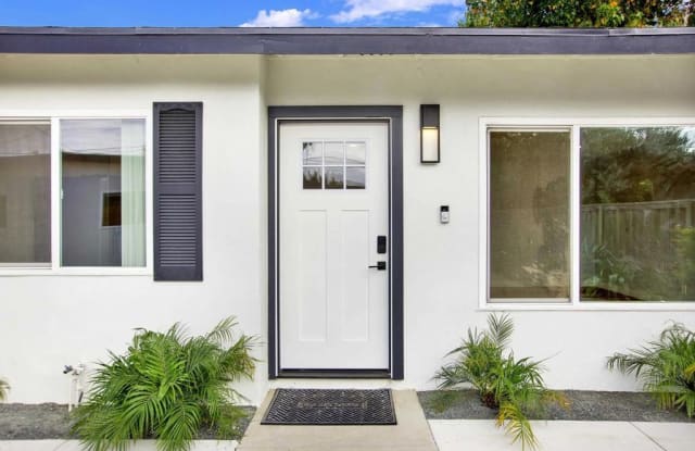1155 Aloha Drive - 1155 Aloha Drive, Encinitas, CA 92024