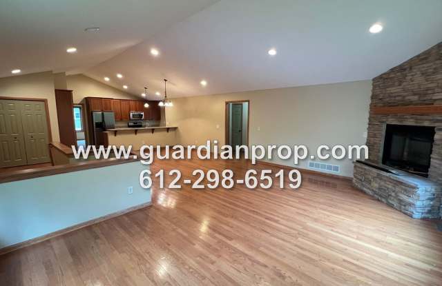 Mahtomedi House Available Now, Open Floor Plan, Master Suite, 2 Fireplaces, Deck photos photos