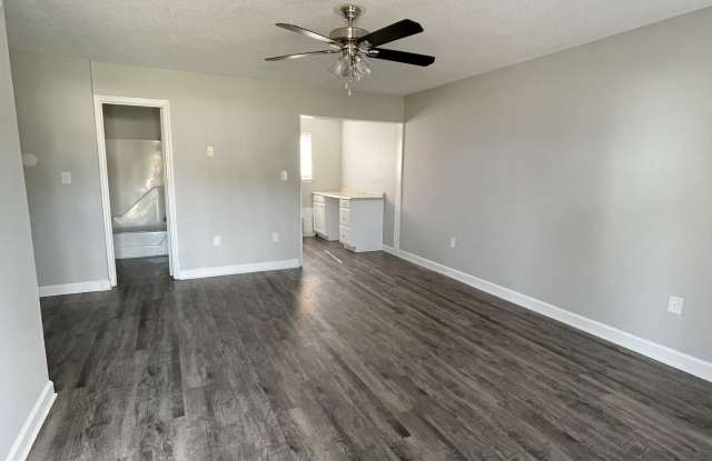 South Point Apartments Gallery 4