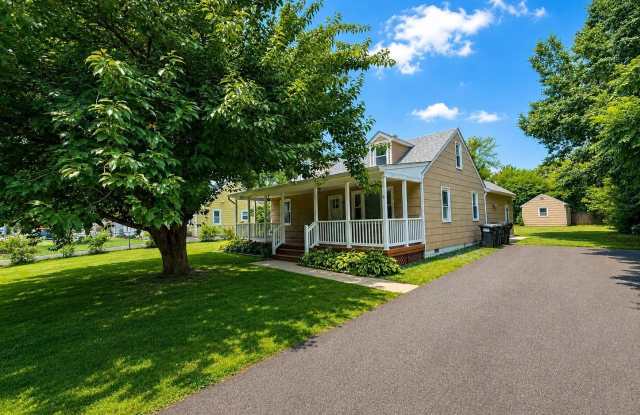 14704 FEATHERSTONE Road photos photos