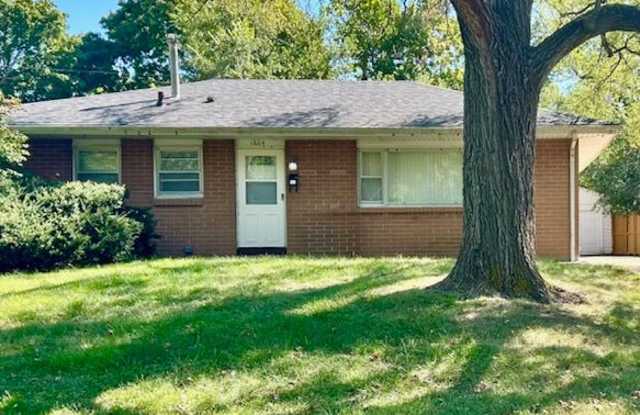 1204 Grant Place - 1204 Grant Place, Urbana, IL 61801