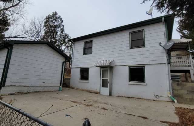 $1150 - 1BR/1BA Pet Friendly Duplex Near Garden of the Gods Park photos photos