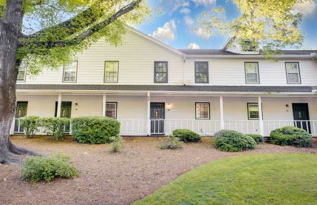 Convenient to campus and Five Points- Jamestown condo for rent photos photos
