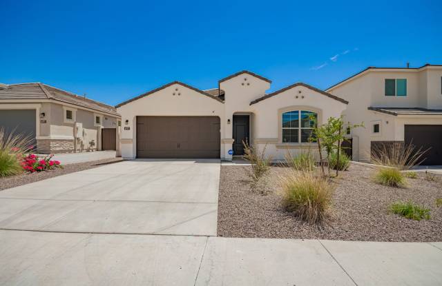 BRAND NEW!!! Never lived in 3 bed, 2.5 bath in Peoria! photos photos
