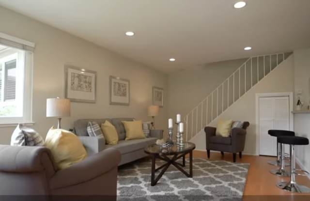 2220 Partridge Way #3 - 1 Gallery 2