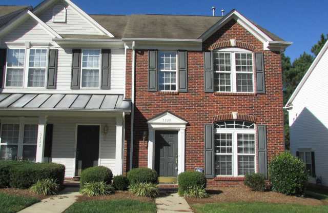Brick Front End Unit-Townhouse - 5320 Jocelyn Lane, Charlotte, NC 28269
